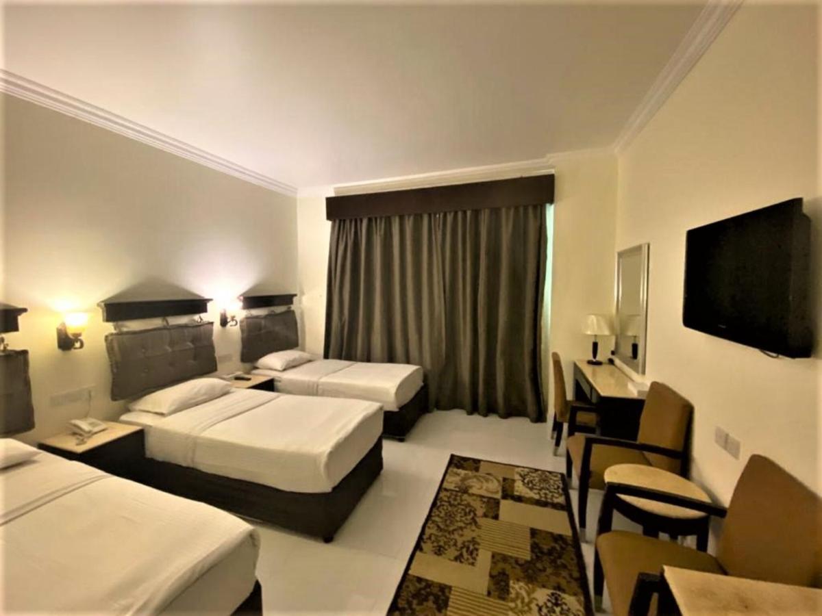 Signature Inn Hotel Deira Dubai Esterno foto